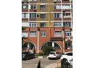 Продается просторная четырехкомнатная квартира.